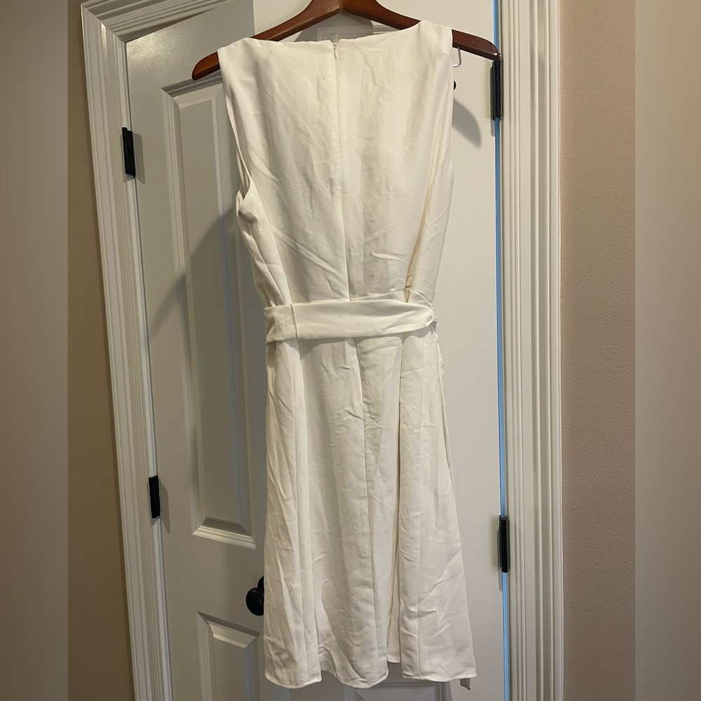 DKNY White & Blue Floral V-Neck Drapey Crepe Dress 16 - Picture 4 of 9